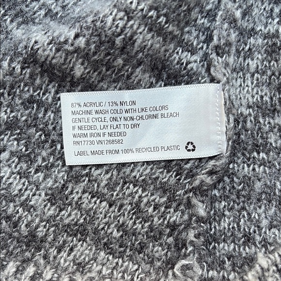 Knox Rose Grey Cowl Neck Fringe Sweater Large - Picture 7 of 13